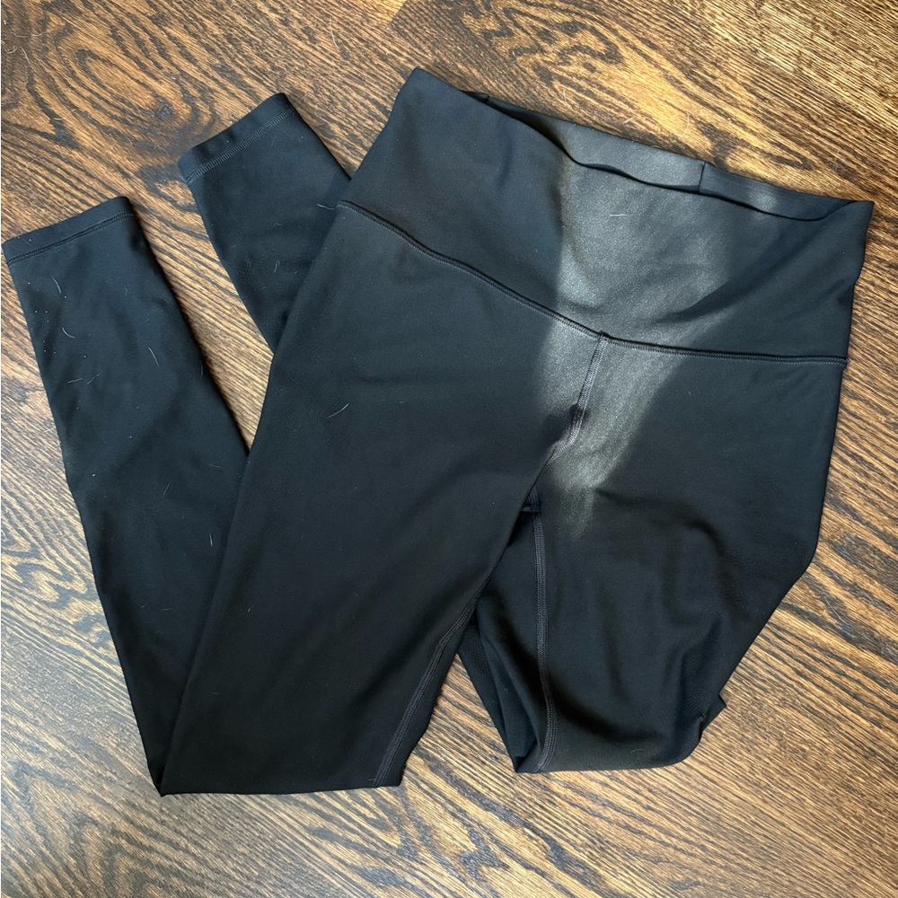 GUC Lululemon Black Leggings sz 8